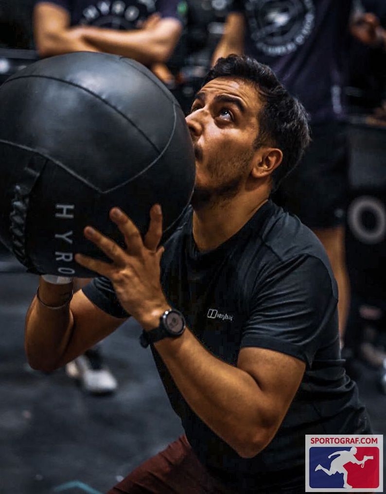 Wall ball